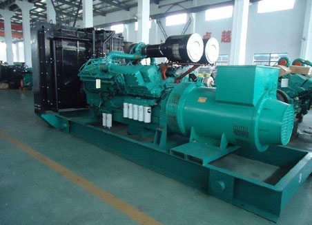 东兴800kw康明斯柴油发电机组图片 东兴800kw康明斯柴油发电机组图片